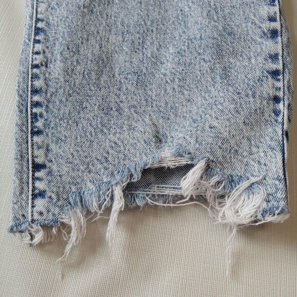 Time and Tru Acid Wash Mid Rise Straight Leg Distressed Denim Jeans Women's 16 - Picture 10 of 13